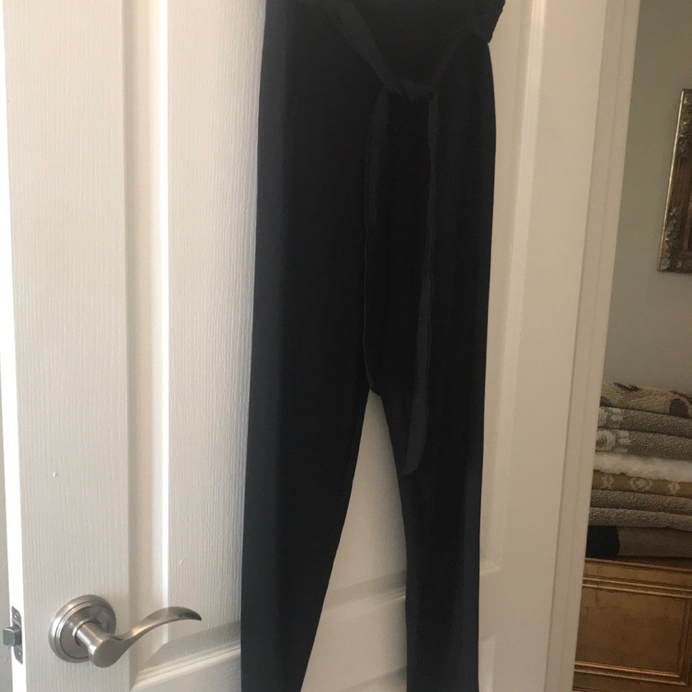 White House black market tapered ankle pants
